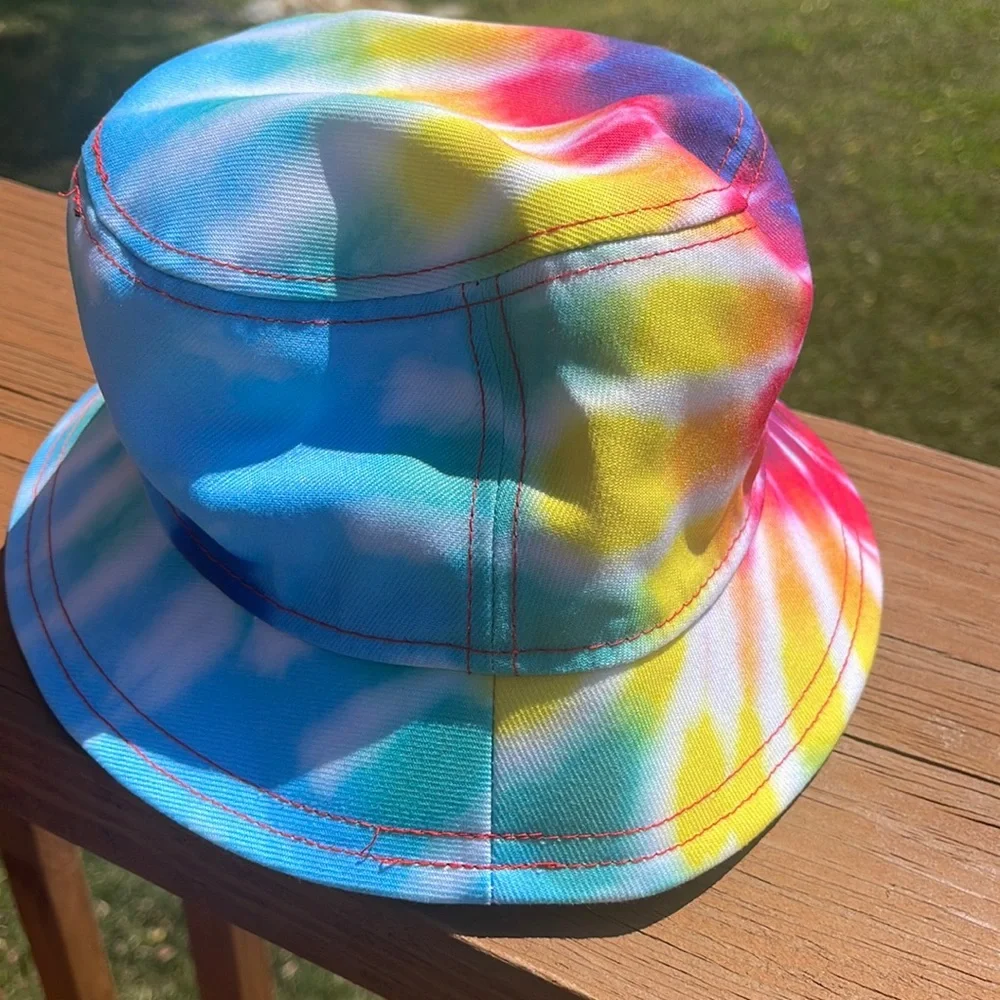 New Era Tie-Dyed Bucket Hat Small / Medium